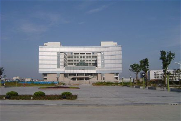 嘉立创IPO中止：67亿分红争议、内控漏洞频现，2600万诉讼埋隐雷？