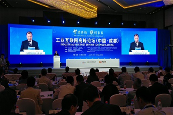中国石化获得实用新型专利授权:“一种气田用回注泵柱塞污水阻隔装置”